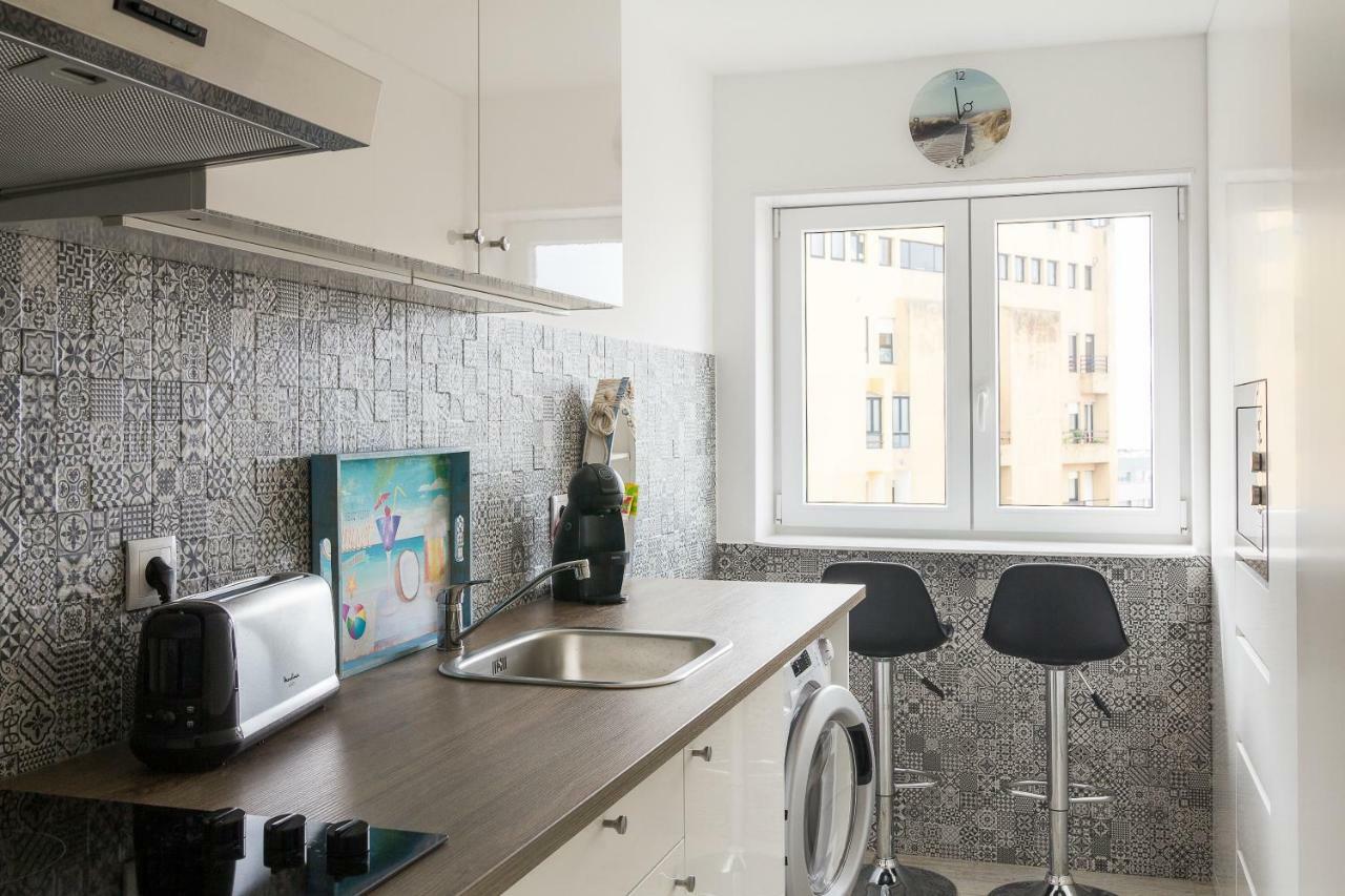 Apartamento Da Praia - Surf Матозиньюш Экстерьер фото